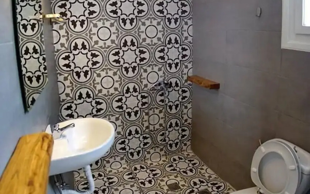 Axilleion Guest House