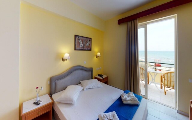 Dedalos Beach Hotel