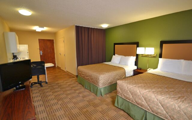 Extended Stay America Suites Detroit Farmington Hills