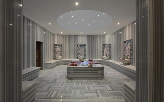 Cam Thermal Resort Spa Convention Center
