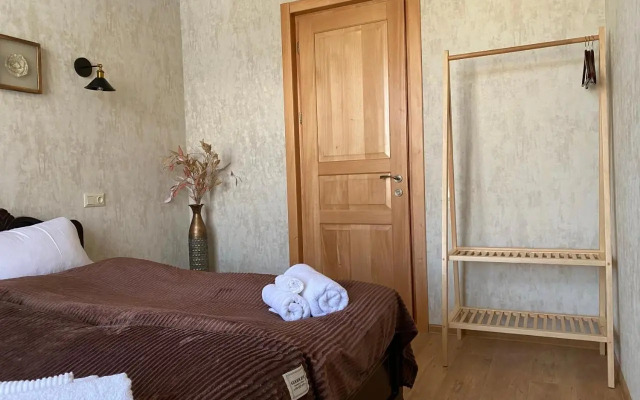 Niniko Shampriani Guest House