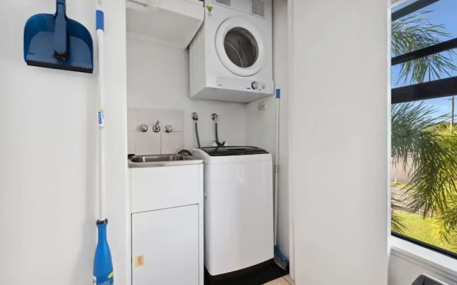 Oasis Cairns - Pool Free Parking Wifi