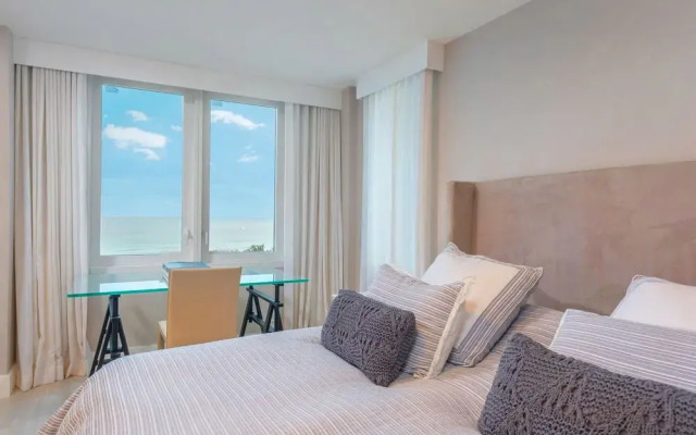 Roney Palace Condo Luxury Rentals