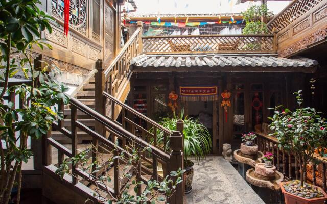 Lijiang Sifang Inn Guangyi Road