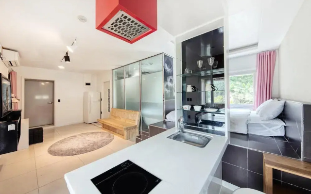Gapyeong Pogny Kids Poolvilla