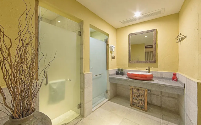 China Old Story Inns Encounter Lijiang