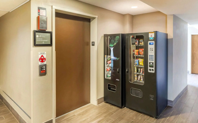 Sleep Inn near Great Lakes Naval Base