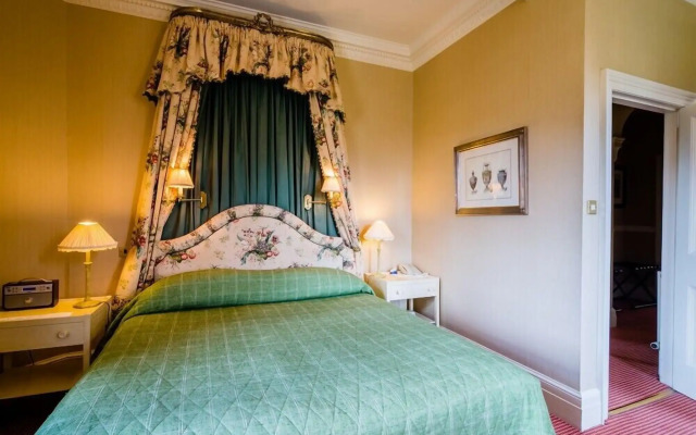 Inverlochy Castle