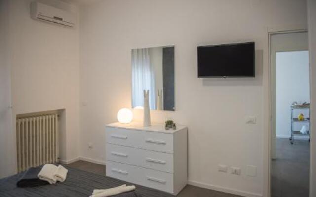 Parini Flat