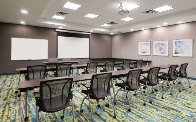 Homewood Suites By Hilton Ottawa Airport