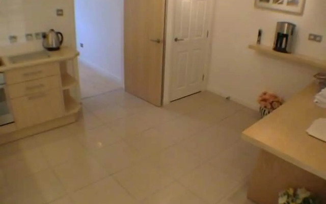 Earle House Serviced Apartments