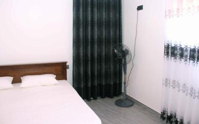 Sandaru Holiday Inn