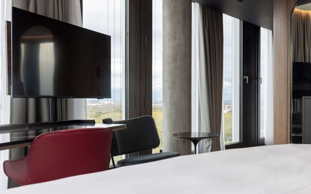 Radisson Blu Hotel At Porsche Design Tower Stuttgart