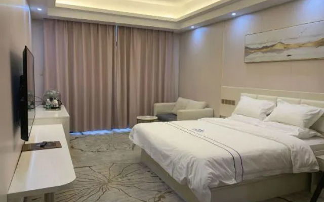 Royal Hot Spring Theme Inn