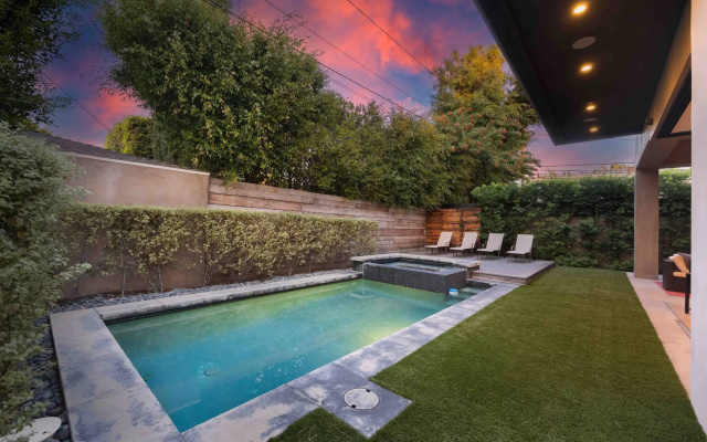 LA Villa by Avantstay Walk to The Grove LA