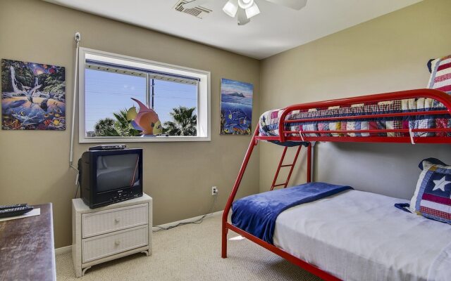 Indian Summer 3 Bedrooms 2 Bathrooms Home