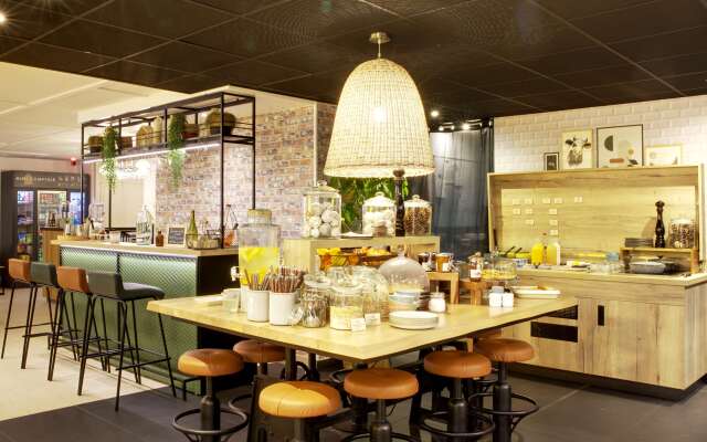 Campanile Nature - Taverny