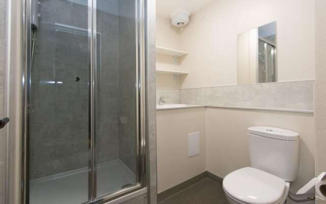 Destiny Student Meadow Court - Campus Accommodation