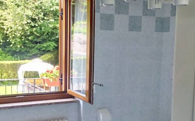 Molvenolago Apartments