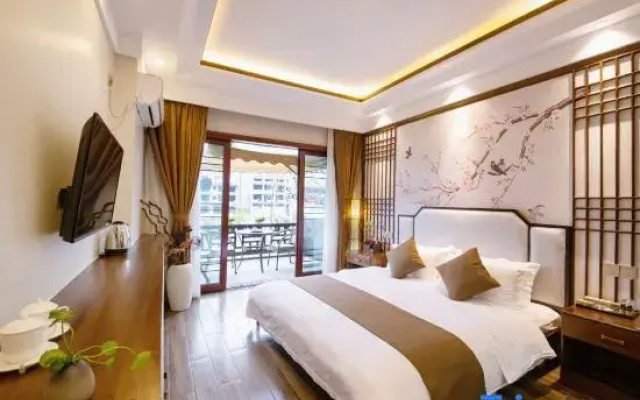 Impression Lishe Boutique River View Inn