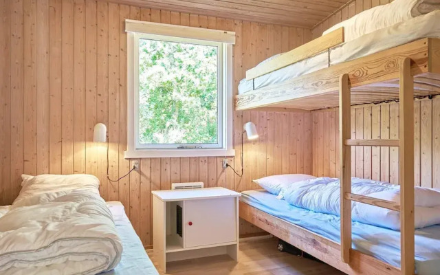 5 Person Holiday Home in Allinge-by Traum