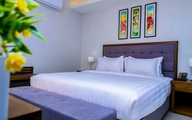 Canary Hotel