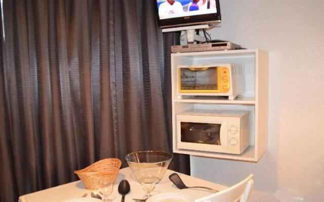 Appartement Les Menuires, 1 pièce, 2 personnes - FR-1-452-87