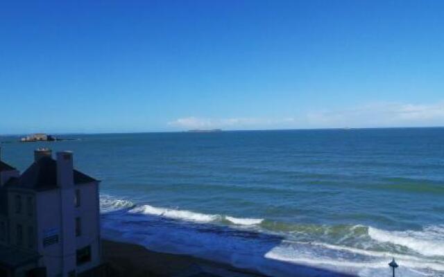 Petit Malo