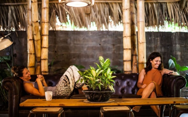 Dreamsea Surf Resort Nicaragua - Hostel
