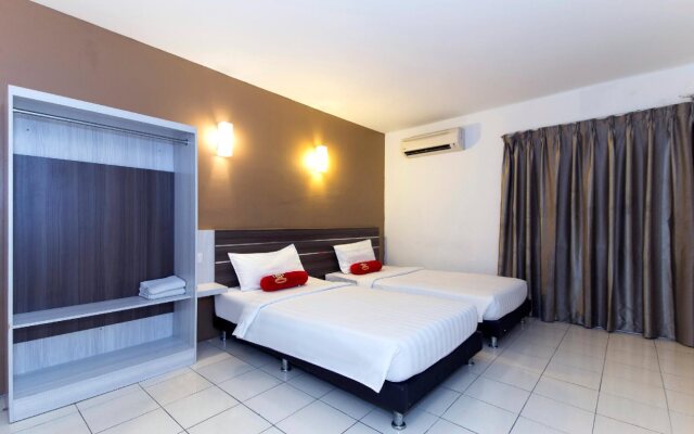 Simms Grand Inn