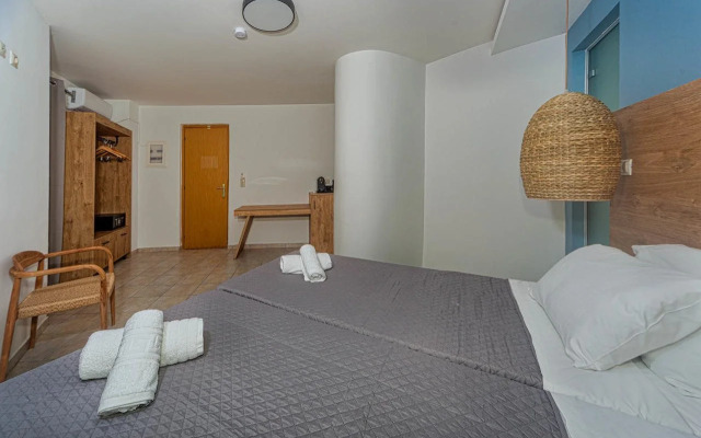 Island Beach Resort - Adults Only