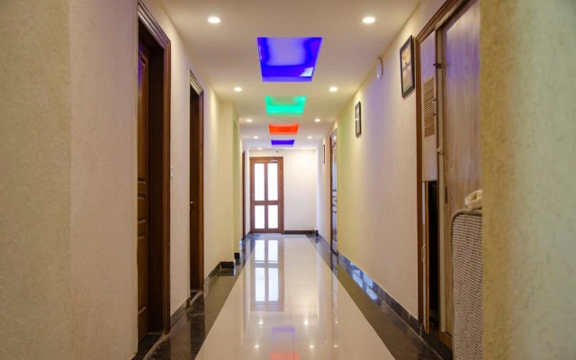 Hotel Seven Oaks
