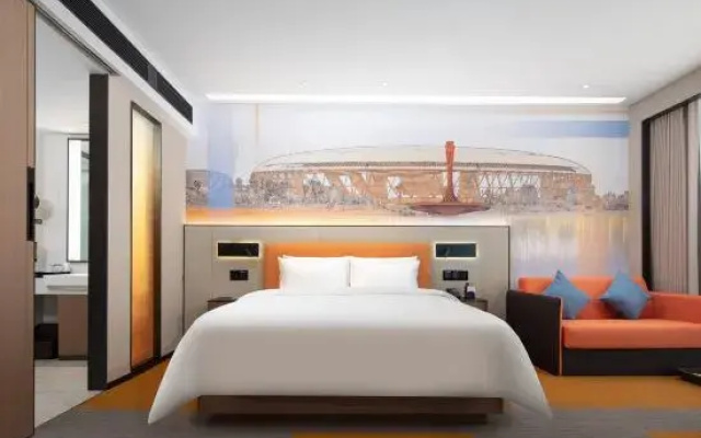 Hampton by Hilton Chengdu Railway North Station