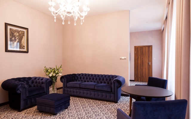 Excelsior Boutique Hotel