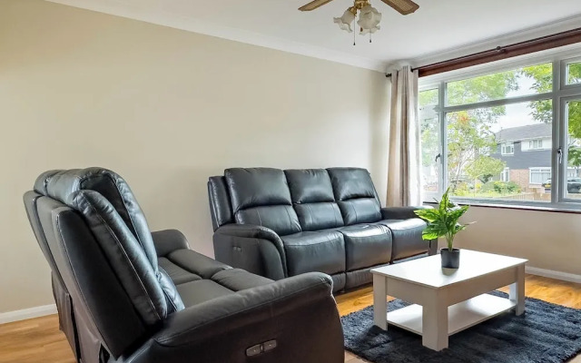 Falstones Cozy Retreat in Basildon