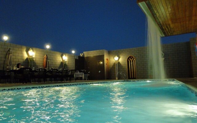 Yas Express Hotel