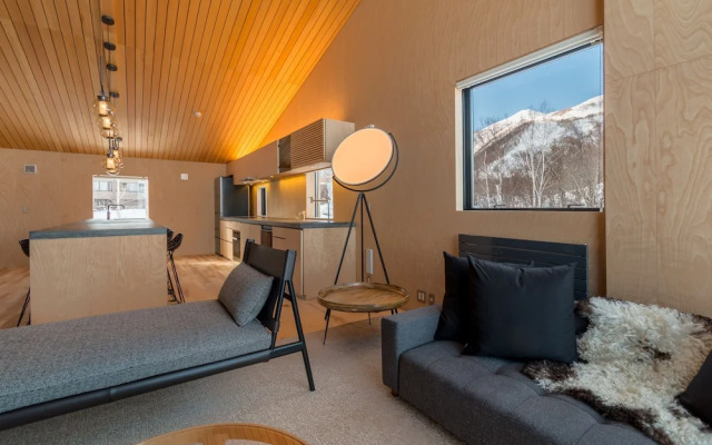 Foxwood E by H2 Life