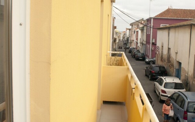 Friendly Peniche Apartment