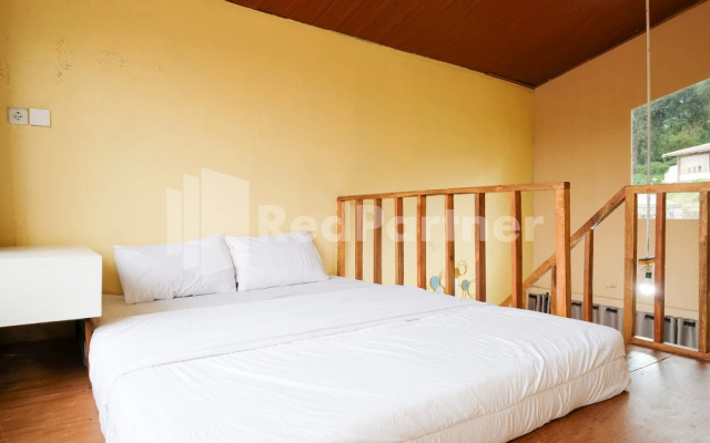 Danin Villa Syariah Dieng Mitra Reddoorz – Guest Rooms – Wonosobo