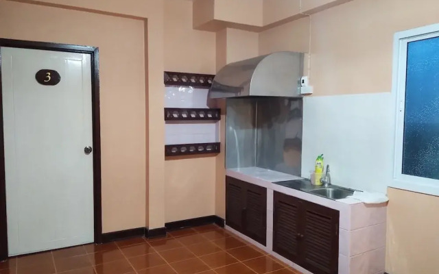 Baan Sai Thong Hotel