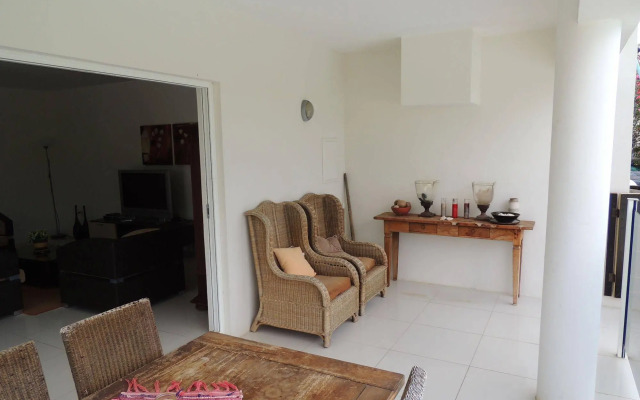 Sun Sea Sleep Apartments