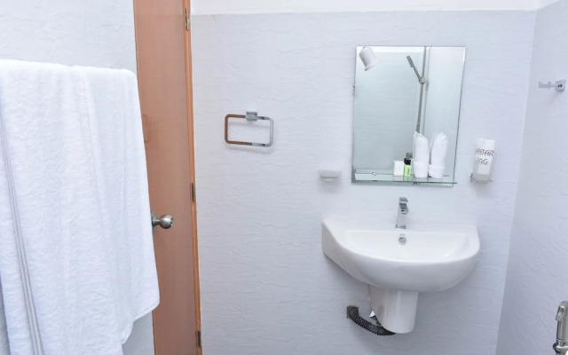 Aradhana Airport Hotel