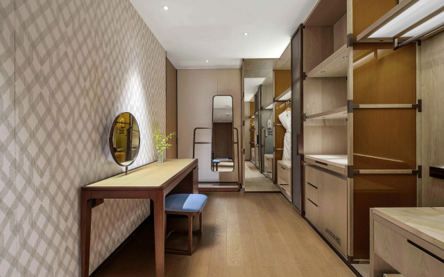 Vignette Collection HANGZHOU HUAXIA CENTER HOTEL by IHG – Guest Rooms – Hangzhou