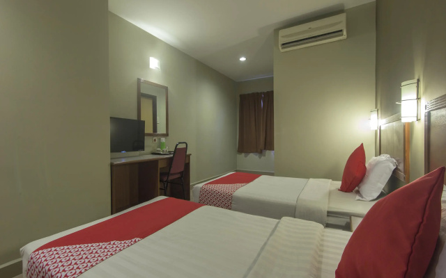 Super OYO 828 Comfort Hotel Shah Alam