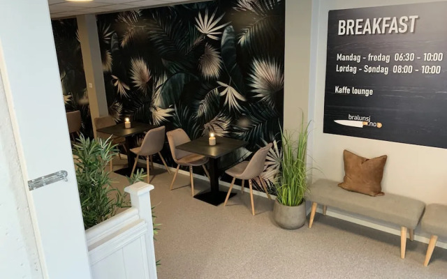 Husnes Sentrum Hotell