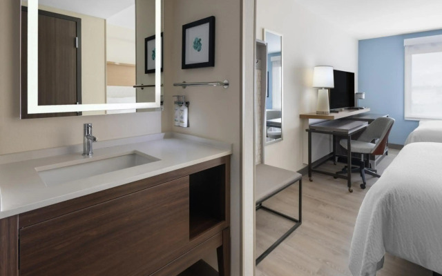 Holiday Inn Hotel and Suites Richmond West End by IHG