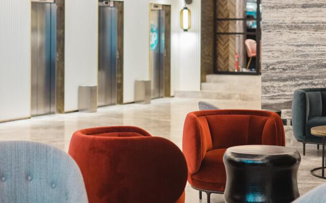 Gallery Hotel
