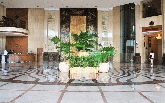 Palace International Hotel