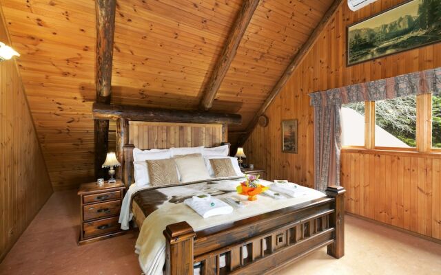 Eagles Nest Luxury Mountain Retreat