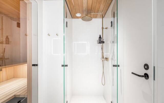 Scandinavian Townhouse with sauna